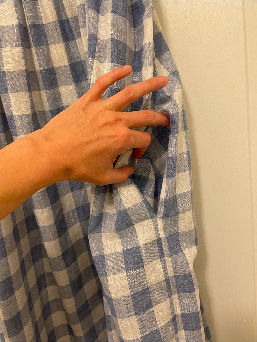 A Bronze Age blue and white gingham dress - Picture 4 of 6
